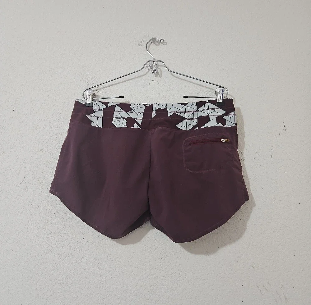 Oiselle Roga Shorts Size 8 - Picture 5 of 8